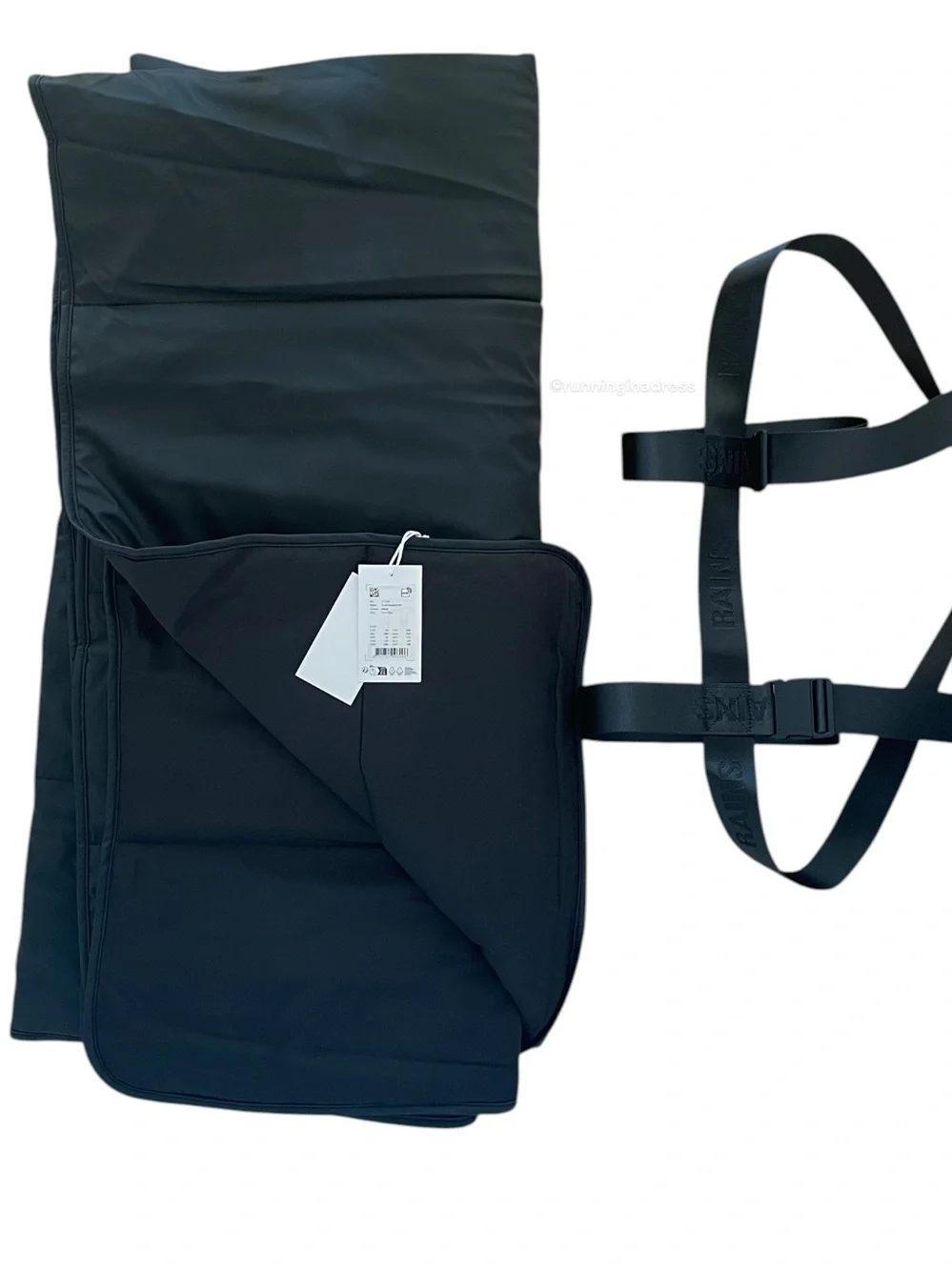 NWT RAINS Waterproof Trail Blanket Black Quilted Picnic Stadium Car Camping Gear